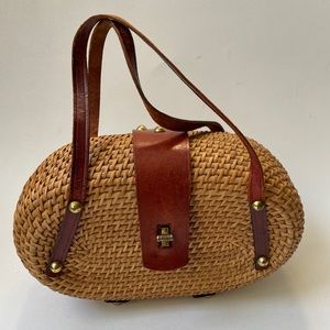 💕HP💕 Vintage Boho Wicker Bag Clutch